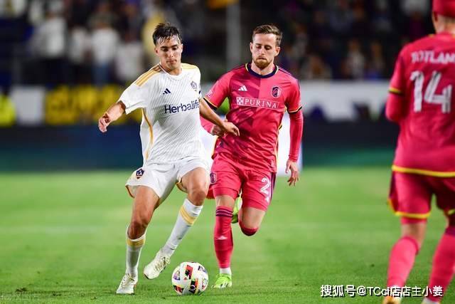 火箭灰熊达成交易：奥拉迪波+3次轮换回亚当斯